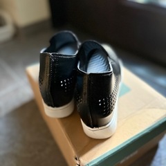 新品メッシュ素材厚底シューズ差し上げます。23.5cmの画像