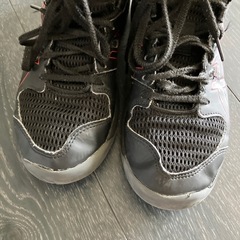 asics２２センチ　バッシュの画像