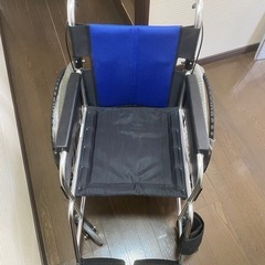 車イスの画像