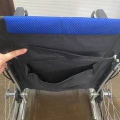 車イスの画像
