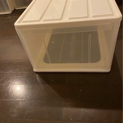 衣装ケースの画像