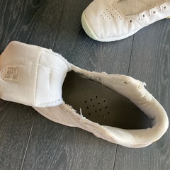 asicsバッシュ23.５センチの画像
