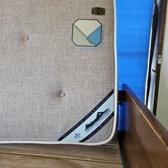 木製ベッド　下部に物を置けるちょっと高いベッド　の画像