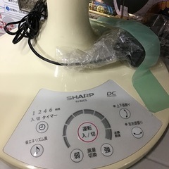 SHARP    扇風機　小型　2013年製　中古品　※リモコン欠品の画像