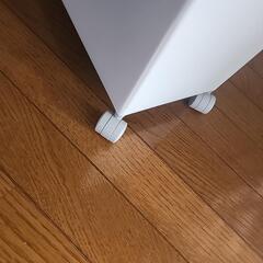 キャスター付きゴミ箱の画像