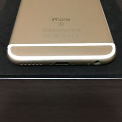 動作品　iphone 6s　64GB　ゴールド　SIMフリー　充電57％の画像