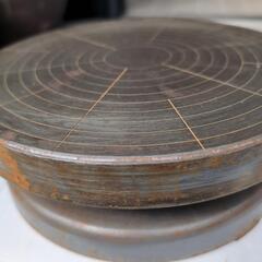 陶芸制作の時の回転台の画像