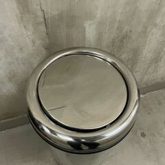 【那須町役場】コトブキ　ダストボックス　回転蓋円柱型【管理番号287】の画像