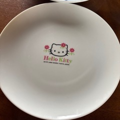 昭和レトロ！キティちゃんのお皿4枚セットの画像
