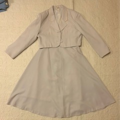 ベージュのセットアップ