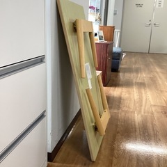 折りたたみテーブル（クリーム)【町田市再生家具】0827
の画像