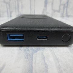 ( M-801 )モバイルバッテリー ANKER A1617 Qi ワイヤレス充電器 10000mAh USB Type-C ブラック 黒 中古 動作確認済みの画像