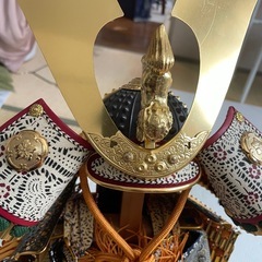 受け渡し予定決まりました！五月人形　兜　鎧　箱付き　金屏風付きの画像