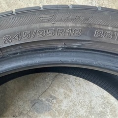 245/35r18の画像