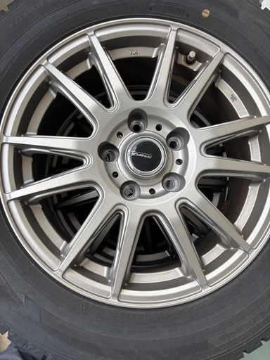 7部山‼️205/65/r16  スタッドレスタイヤ