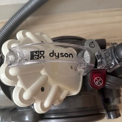 ダイソン DC26 サイクロン式　コードタイプ掃除機の画像