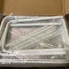 中古品　キッチンワゴン キャスター付き キッチンラック 【オール合金構造 】 スリム ワゴン 小物隙間収納4段の画像