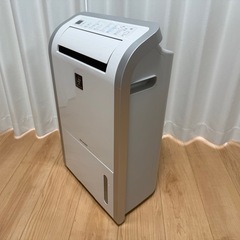SHARP シャープ 除湿機 CV-C140-W プラズマクラスター 衣類乾燥 衣類乾燥除湿機 の画像