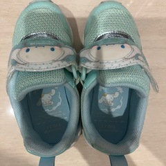 17cm シナモンロール光る靴の画像