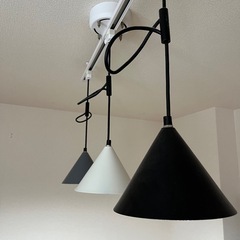 ペンダントライト　LED 照明の画像
