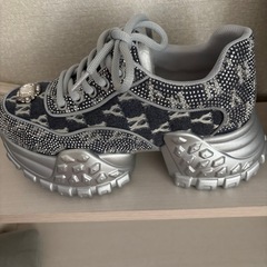 新品靴の画像