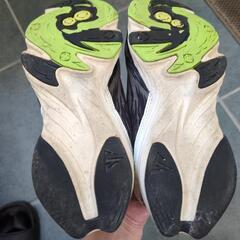 21.5センチスニーカーの画像
