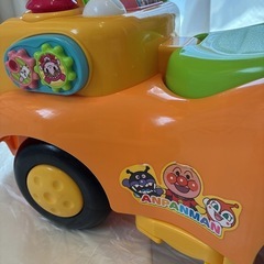 アンパンマン よくばりビジーカー の画像