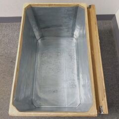 △ 茶箱 ちゃばこ 高さ 47cm 幅 43cm 奥行 68cm フタに割れと変色あり 現状渡しの画像