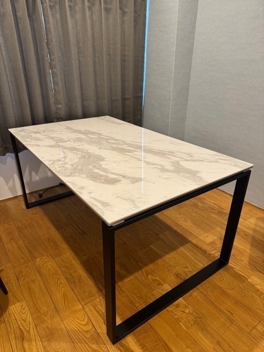 大理石風天板 ダイニングテーブル／デスク（ブラックスチール脚）