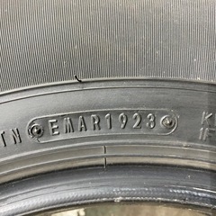 現行ジムニーシエラ純正タイヤ　195/80R15 バリ目まだまだ全然使えますの画像