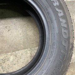 現行ジムニーシエラ純正タイヤ　195/80R15 バリ目まだまだ全然使えますの画像