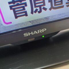 J268 ★SHARP★2022年製★32インチ地デジTV★2T-C32DEの画像