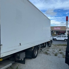 四トン冷蔵車、いすゞの画像