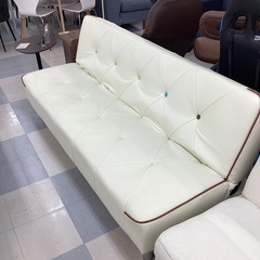 🛋️春日市🛏️ソファベッド🛋️白色🛏️ソファ🛋️ベッド🛏️定価39,800円🛋️No1927の画像