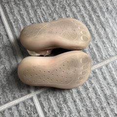 赤ちゃん 靴 サイズ不明の画像