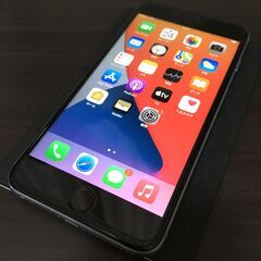 動作品　iphone 6s Plus　16GB　グレー　SIMフリー　充電81％の画像