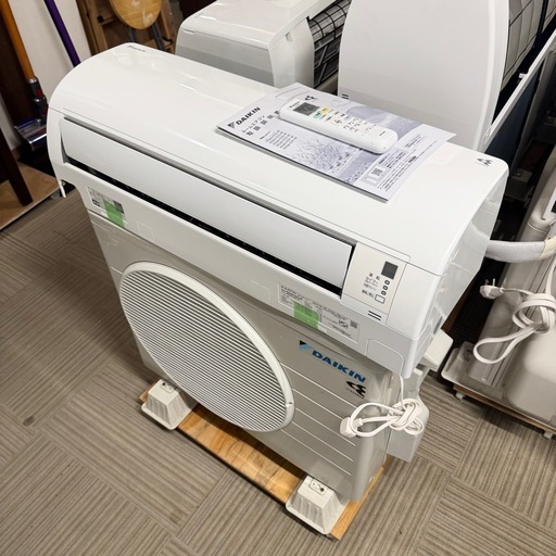 【超美品‼️】ダイキン 2021年製 6畳用エアコン ストリーマ内部クリーン タフネス室外機 100V/2.2kw S22ZTES-W ストリーマ搭載、水内部クリーンも備えたベーシックモデル