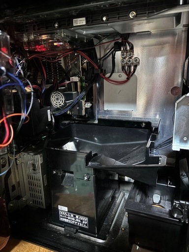 パチスロ実機　ＳバイオハザードRE:2　コイン不要機ボリューム調整付 エンターライズ』パチスロ バイオハザード RE:2【コイン不要