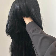 黒髪ロングヘアーのかつら　　　　　　　の画像