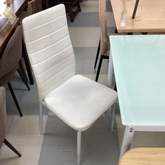 ⭐️春日市⭐️３点ガラスダイニングセット⭐️３点⭐️ガラス⭐️ダイニング⭐️リビング⭐️省スペース⭐️白色⭐️定価24,000円⭐️No1805の画像