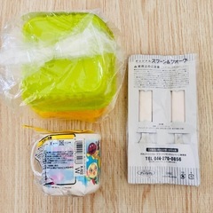 新品　アンパンマン　保存容器&プラコップ&スプーン&フォーク　5点セットの画像