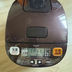 炊飯器の画像