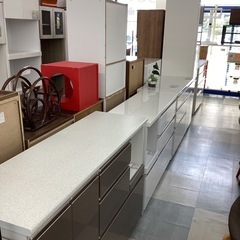 ⭐️春日市⭐️キッチンカウンター⭐️キッチン⭐️カウンター⭐️白色⭐️メラミン加工⭐️定価78,000円⭐️No1931の画像