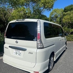 日産セレナ ハイウェイスターの画像