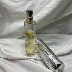オーラ バイ スワロフスキー オードトワレ 30ml@Y10の画像