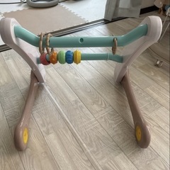 西松屋手押し車、歩行器の画像