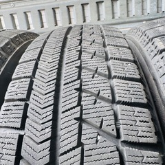 バリ山　BRIDGESTONE VRX 155/65R14 スタッドレス　タイヤ　2017年製　14インチの画像
