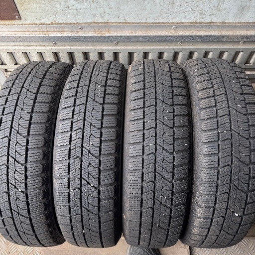 ダイハツ　純正　スチールホイール　バリ山　TOYO OBSERVE GIZ2 155/65R14 スタッドレス　タイヤ　2021年製　