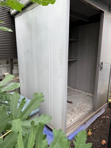 物置　中古品