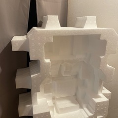 緩衝材　梱包材　大量の画像